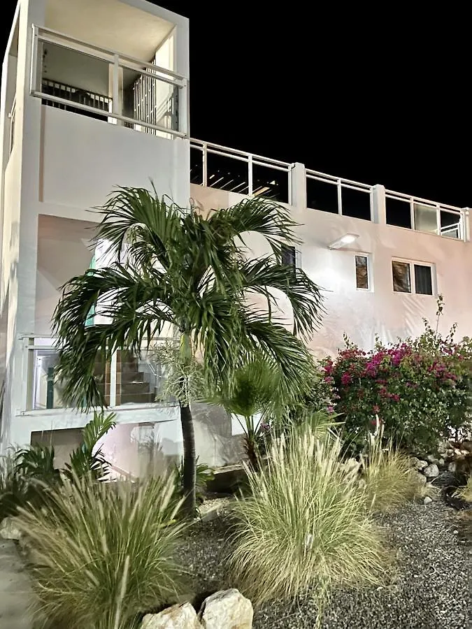 Lejlighed Maho Beach House - Spacious 1 Bedroom Suite Sint Maarten