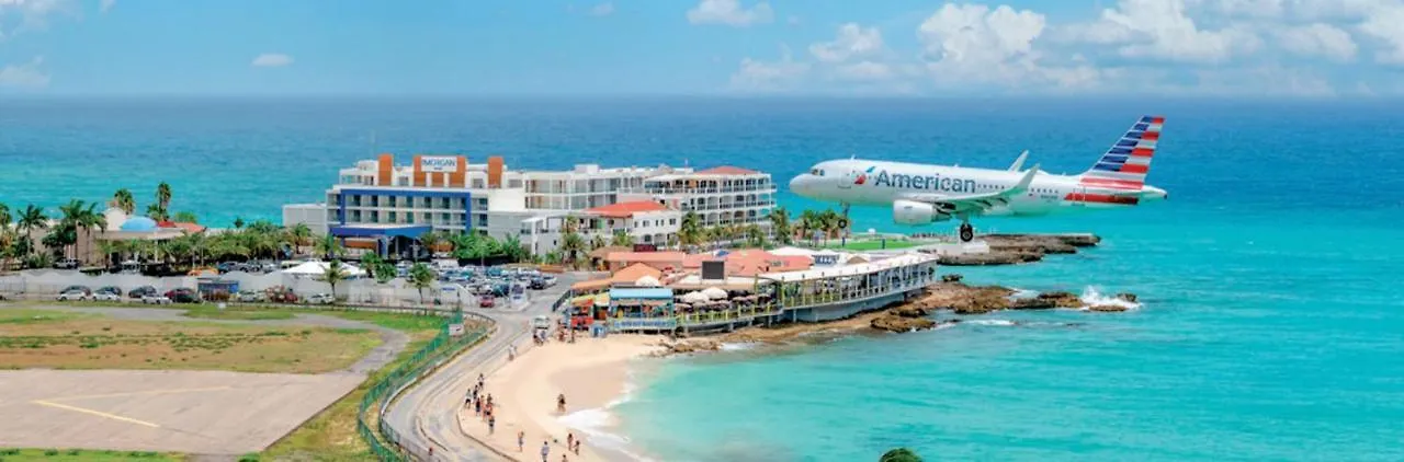 Maho Beach House - Spacious 1 Bedroom Suite 0*,  Sint Maarten
